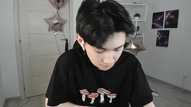 Miram Yu online show from 01/22/25, 04:44