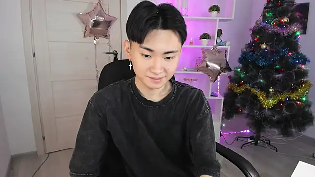 Miram Yu online show from 12/26/24, 03:38