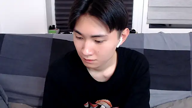 Miram Yu online show from 01/13/25, 08:48