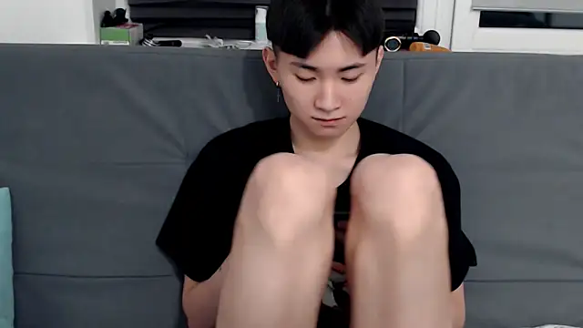 Miram Yu online show from 02/09/25, 08:56