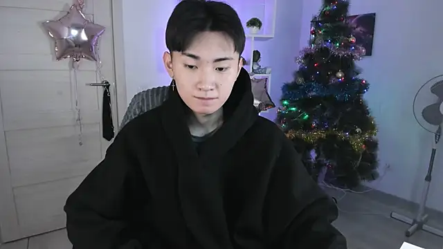 Miram Yu online show from 12/30/24, 08:15