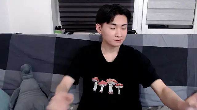 Miram Yu online show from 01/12/25, 09:08