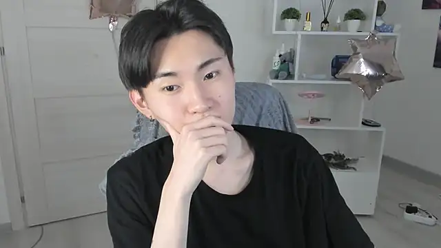 Miram Yu online show from 01/23/25, 06:28