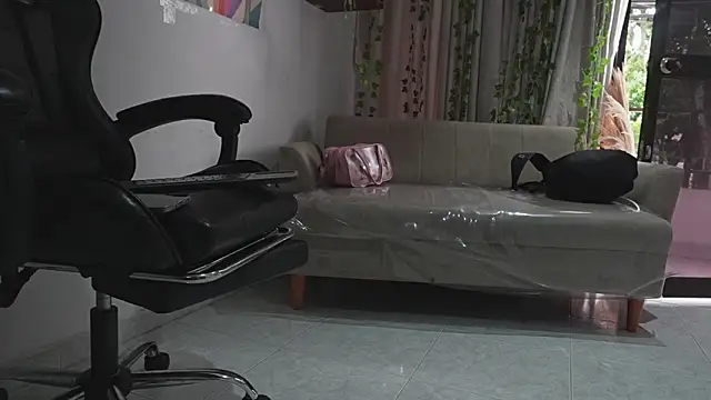 HannaRhodes online show from 02/07/26, 01:41