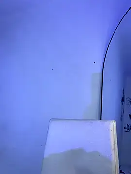 MadelineBenet online show from 11/30/25, 03:18