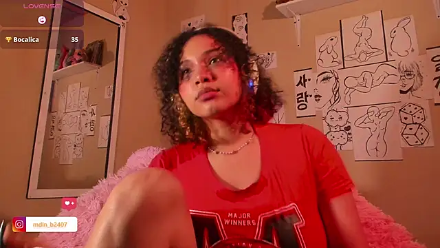 Snapshot of MadelineBenet chatting on 03/18/25, 01:57 MadelineBenet online show from 03/18/25, 01:57