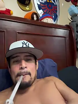 TommyPNP2846 online show from 12/16/25, 04:33