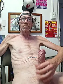 Undercover Pornstar online show from 07/03/26, 09:43