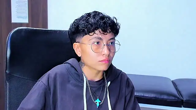 Snapshot of Im_Mathias chatting on 02/24/26, 02:34 Im Mathias online show from 02/24/26, 02:34