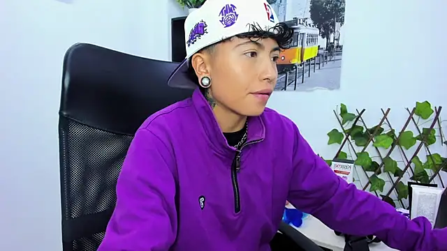 Im Mathias online show from 11/06/25, 04:16