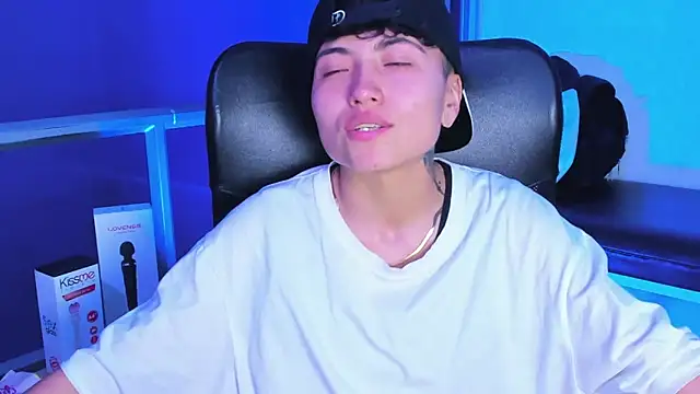 Im Mathias online show from 12/18/25, 04:39