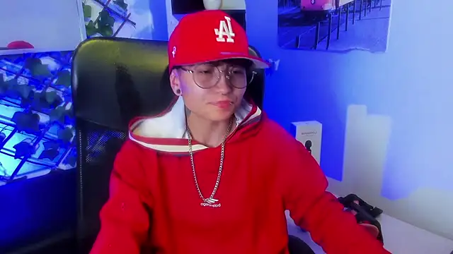 Im Mathias online show from 05/10/26, 01:20