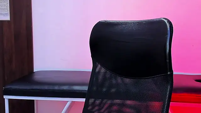 Snapshot of Im_Mathias chatting on 02/28/26, 02:33 Im Mathias online show from 02/28/26, 02:33