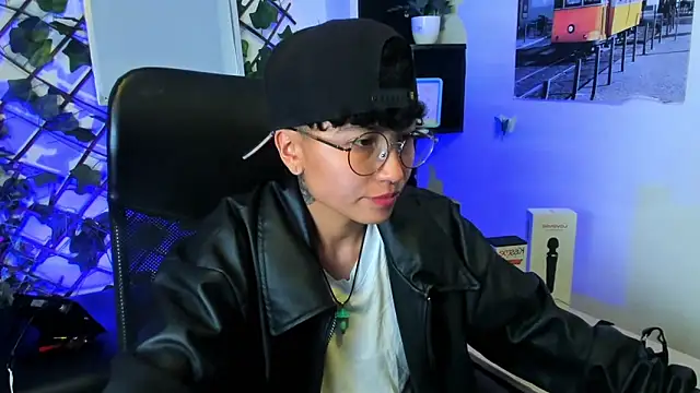 Im Mathias online show from 05/05/26, 02:47