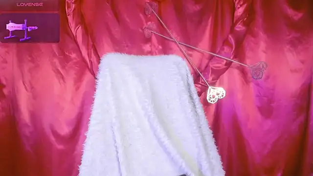 Luna-Chann online show from 02/11/26, 08:52