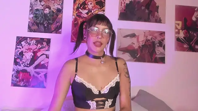 Luna-Chann online show from 11/13/25, 08:35