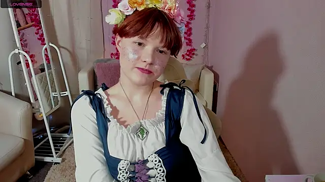 Snapshot of DreamyLuna chatting on 11/27/25, 08:31 DreamyLuna online show from 11/27/25, 08:31