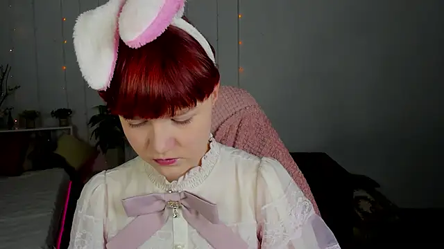 Snapshot of DreamyLuna chatting on 03/21/25, 08:40 DreamyLuna online show from 03/21/25, 08:40