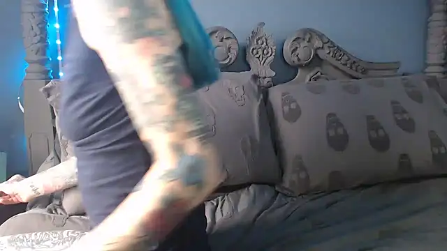 RavenryderUK online show from 09/18/25, 10:18