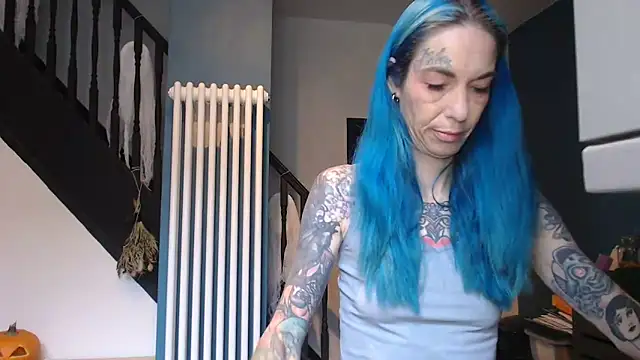 RavenryderUK online show from 10/20/25, 08:26