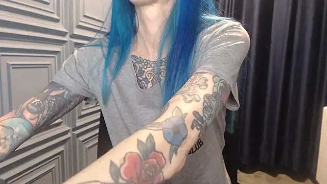 Snapshot of RavenryderUK chatting on 03/14/26, 09:32 RavenryderUK online show from 03/14/26, 09:32