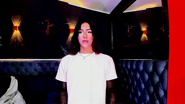 Isabella stanford2 online show from 12/20/25, 06:33