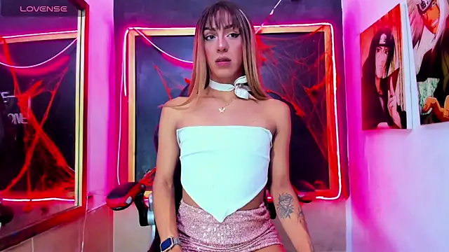 Isabella stanford2 online show from 10/30/25, 02:14