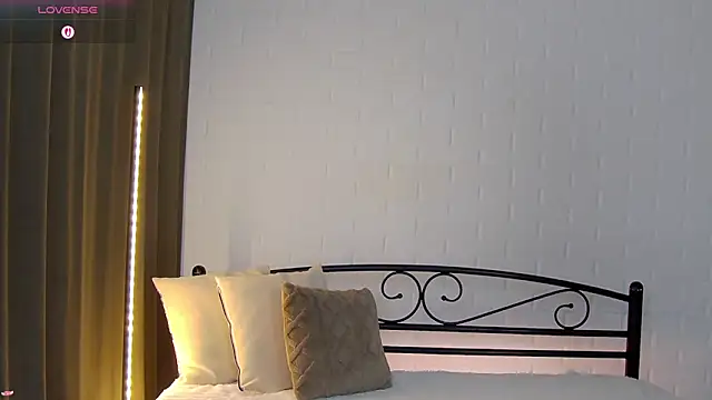  RiverLov online show from 02/10/26, 04:28