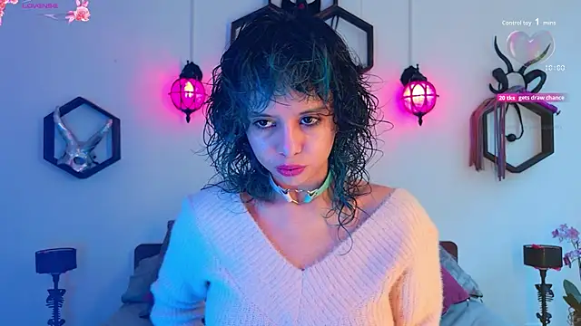 Sweet Chaos online show from 11/16/25, 06:12