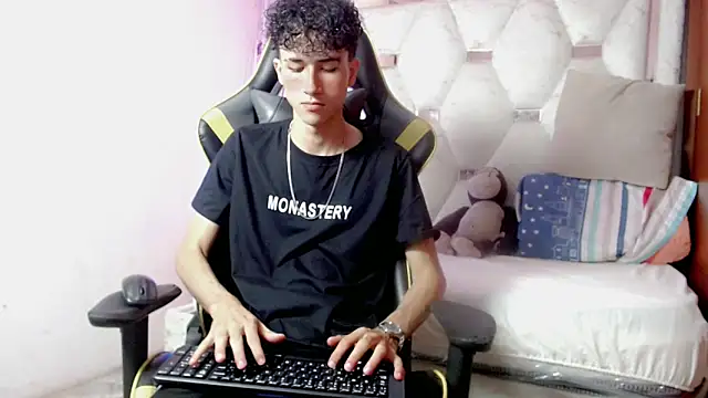 johnny cagee online show from 12/20/25, 03:53