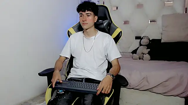 johnny cagee online show from 01/08/26, 06:52