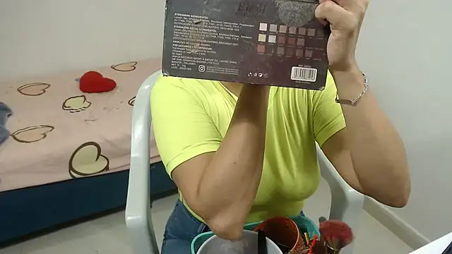 Agatha browser online show from 09/25/25, 12:44