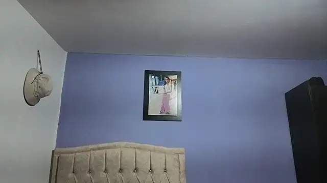 Snapshot of stephania_t chatting on 06/22/26, 01:41 stephania t online show from 06/22/26, 01:41