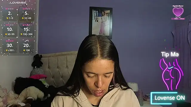 Snapshot of stephania_t chatting on 07/16/26, 02:03 stephania t online show from 07/16/26, 02:03