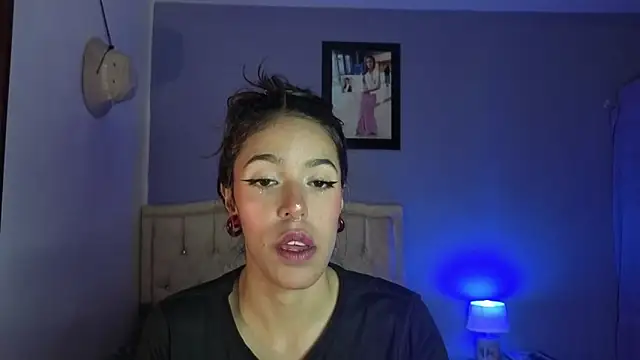 stephania t online show from 04/11/26, 07:50