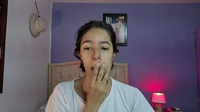 stephania t online show from 05/19/26, 04:58