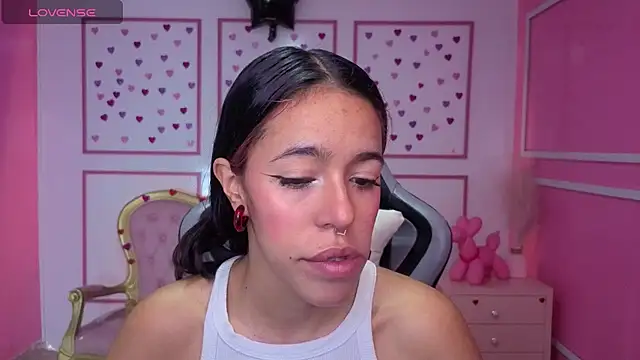 stephania t online show from 12/22/25, 12:38