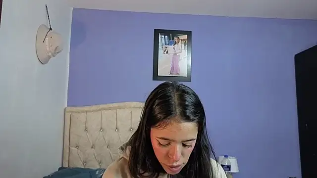 stephania t online show from 03/30/26, 01:51