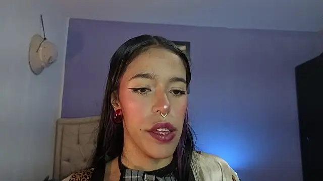 stephania t online show from 03/31/26, 05:26