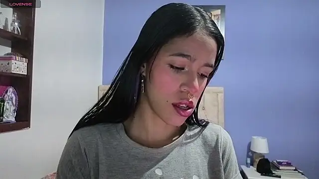 stephania t online show from 05/04/26, 03:37