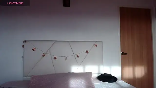 julz 03 online show from 11/10/25, 12:10