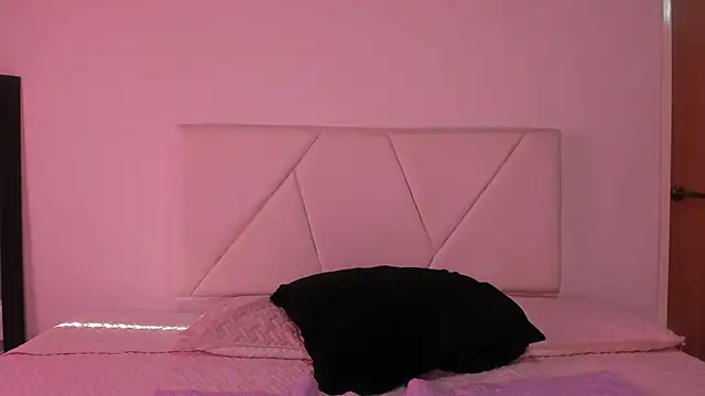 julz 03 online show from 10/21/25, 12:15