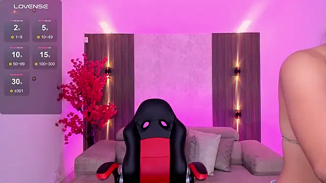 Snapshot of Kiim_Jonness chatting on 03/22/25, 05:20 Kiim Jonness online show from 03/22/25, 05:20