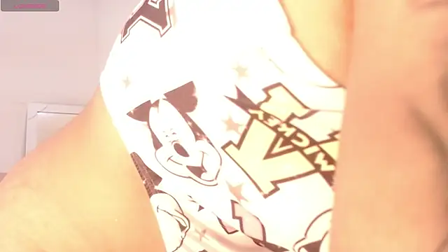 Alba Grey online show from 10/15/25, 07:55