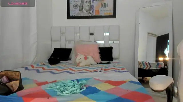 Alba Grey online show from 02/12/26, 09:36