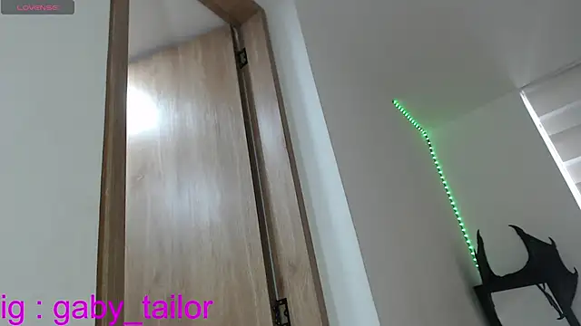 Snapshot of Gaby_Tailor chatting on 11/05/25, 02:09 Gaby Tailor online show from 11/05/25, 02:09