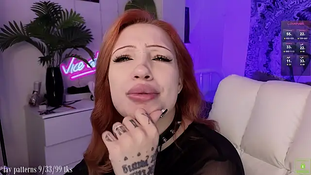 violetviolator online show from 11/22/25, 04:11