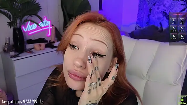 violetviolator online show from 11/15/25, 04:05