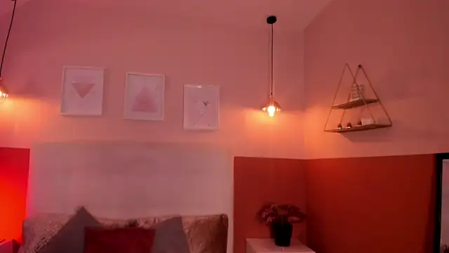  Sophie  miller online show from 04/09/26, 09:54