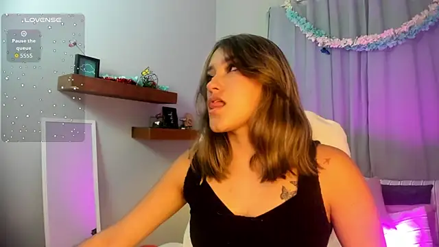  Sophie  miller online show from 04/14/26, 08:03